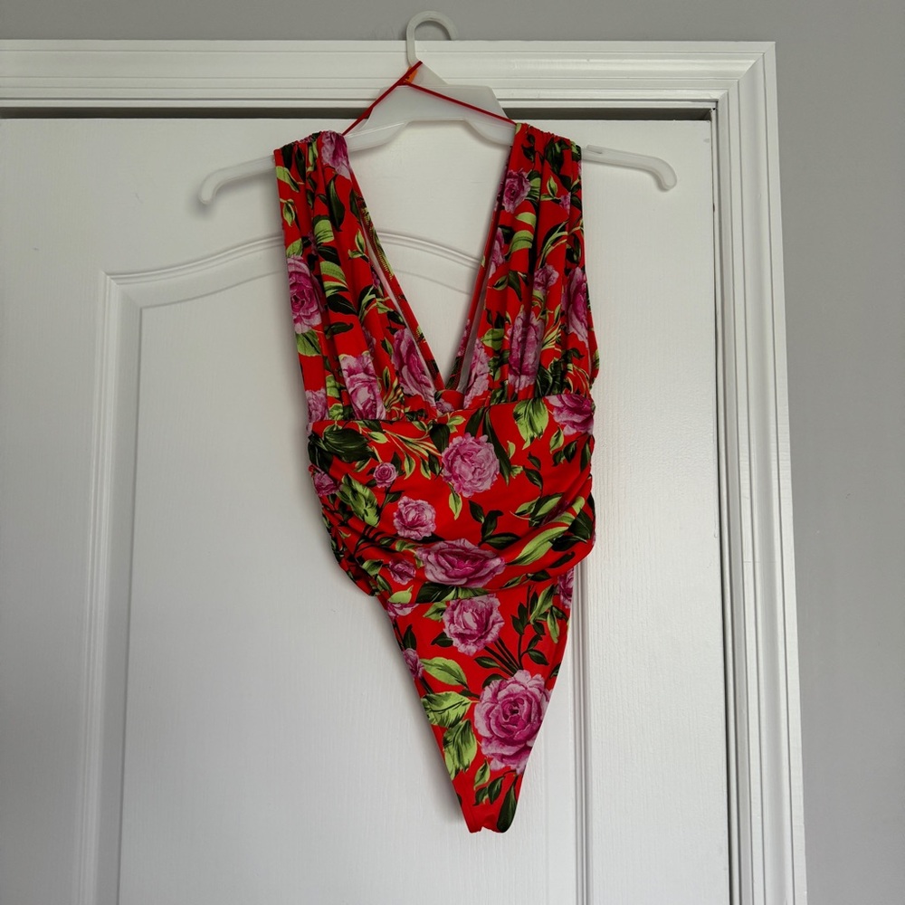 Zara floral plunging neckline and back bodysuit - Picture 6 of 6